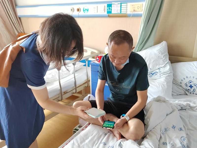 看望慰问员工 点滴关怀暖人心